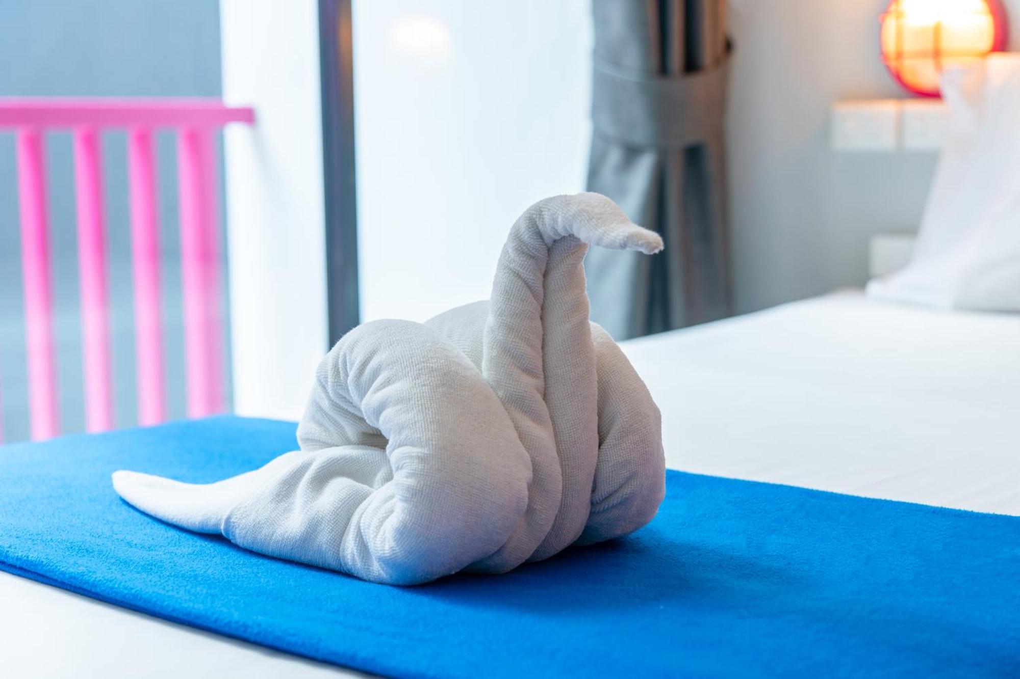 Slumber Surf Phuket Kata 호스텔 외부 사진